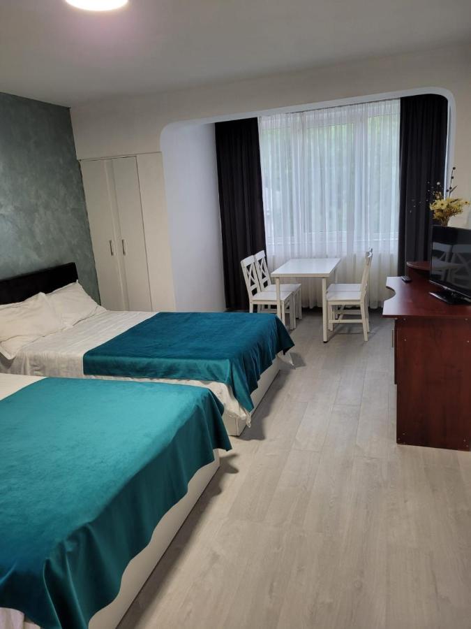 Zenlux Hotell Iasi Exteriör bild