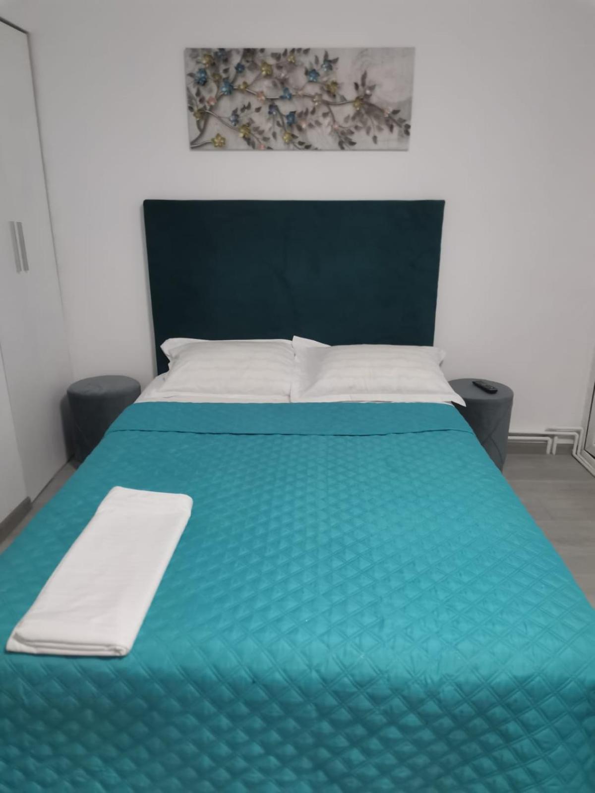 Zenlux Hotell Iasi Exteriör bild