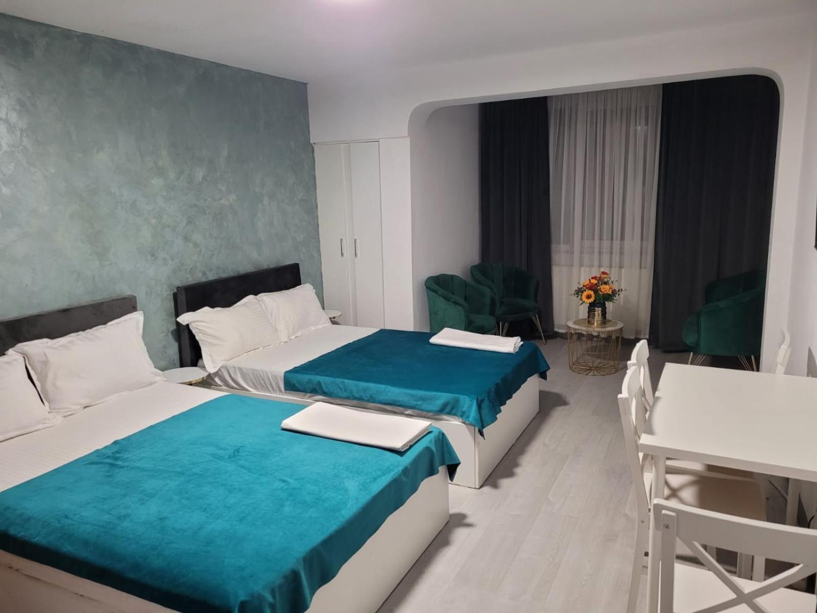 Zenlux Hotell Iasi Exteriör bild