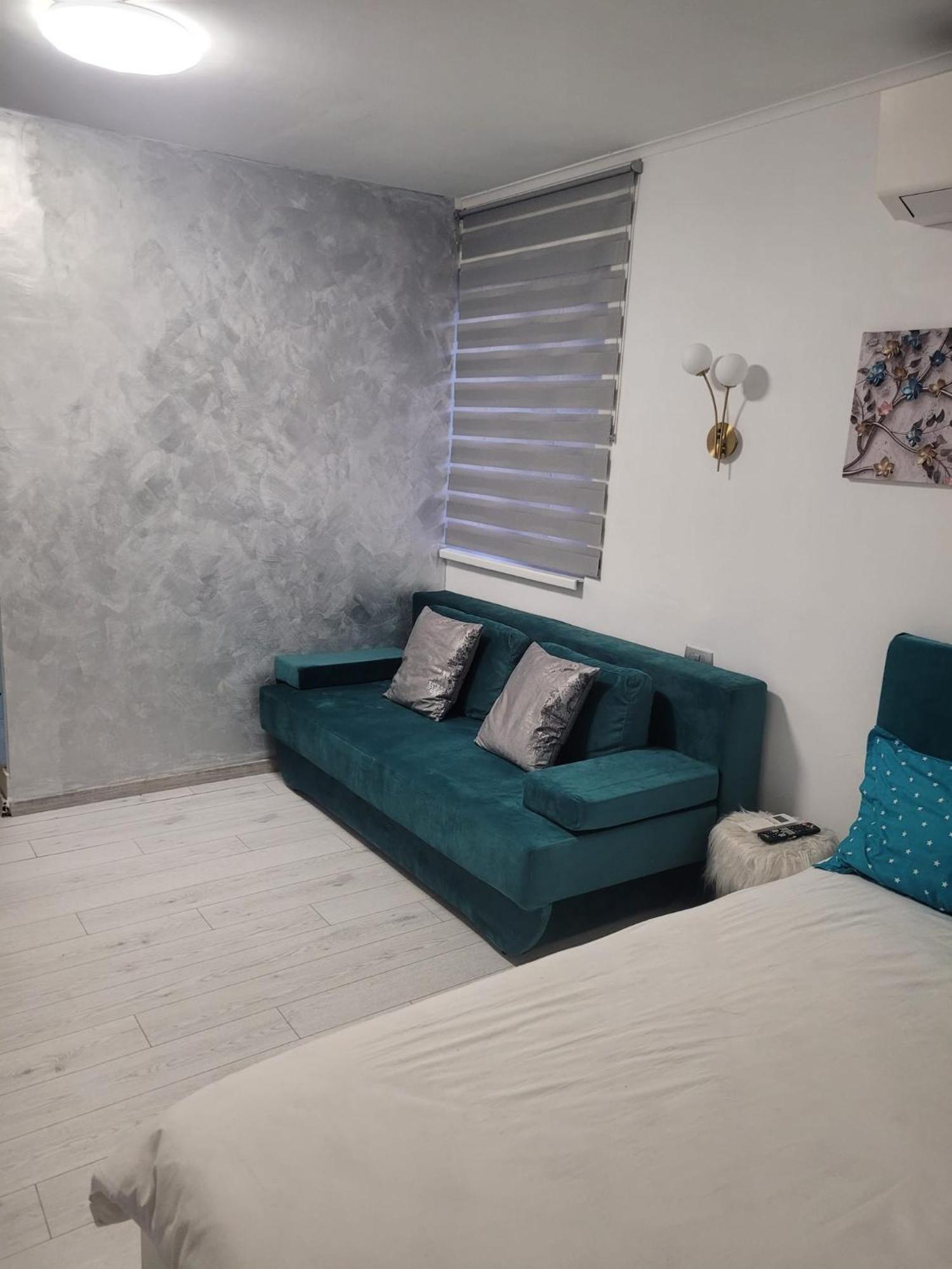 Zenlux Hotell Iasi Exteriör bild